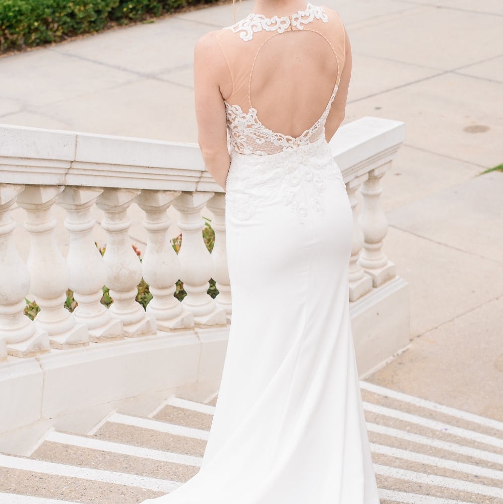 Calla Blanche Wedding Dress - Picture 3 of 6